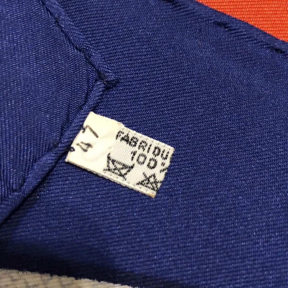 Hermès Scarf - Picture 9 of 9